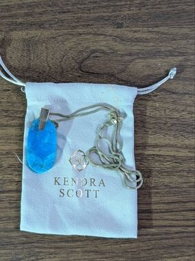 Kendra Scott Inez Long Pendant Necklace In Aqua Howlite